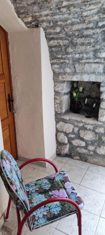 Apartment Old Stone House ロクヴァ・ロゴズニツァ エクステリア 写真