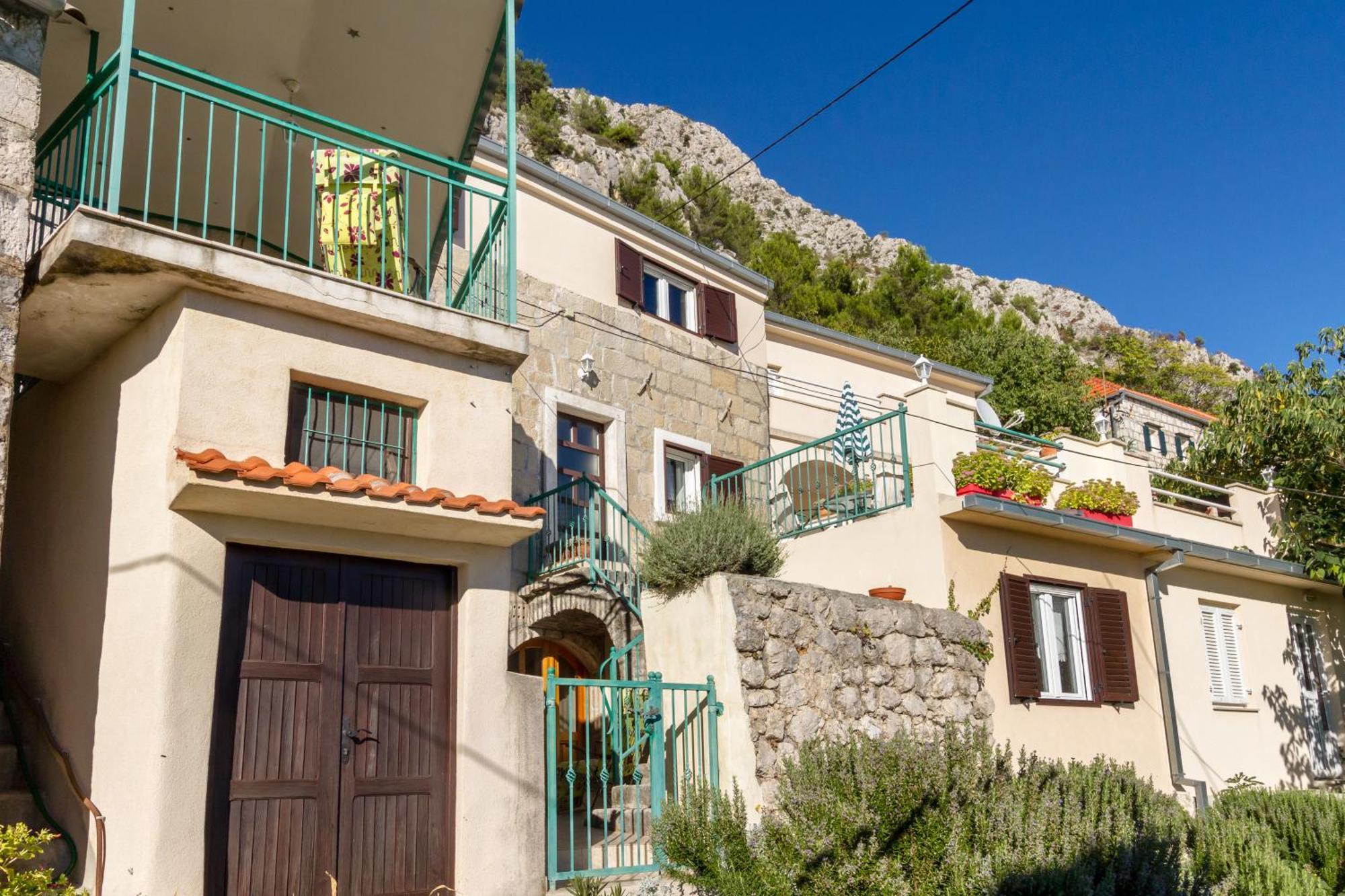 Apartment Old Stone House ロクヴァ・ロゴズニツァ 部屋 写真