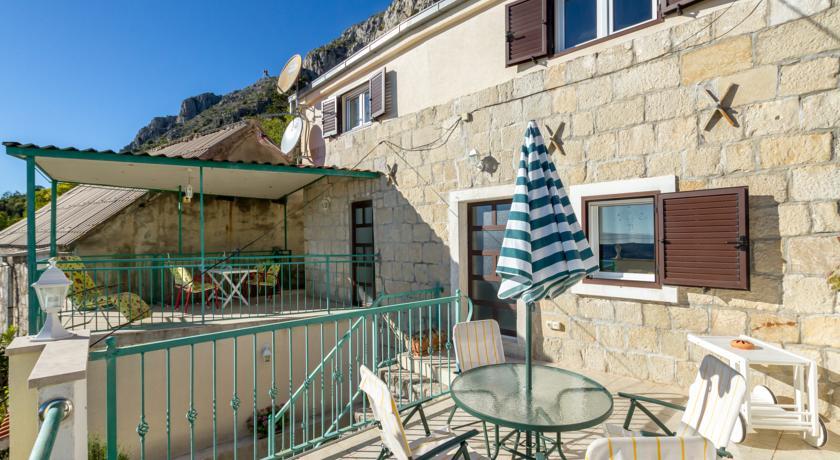 Apartment Old Stone House ロクヴァ・ロゴズニツァ 部屋 写真